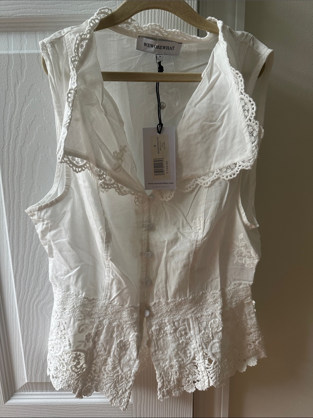 WeWoreWhat White Lace-Trim Sleeveless Button Front Blouse